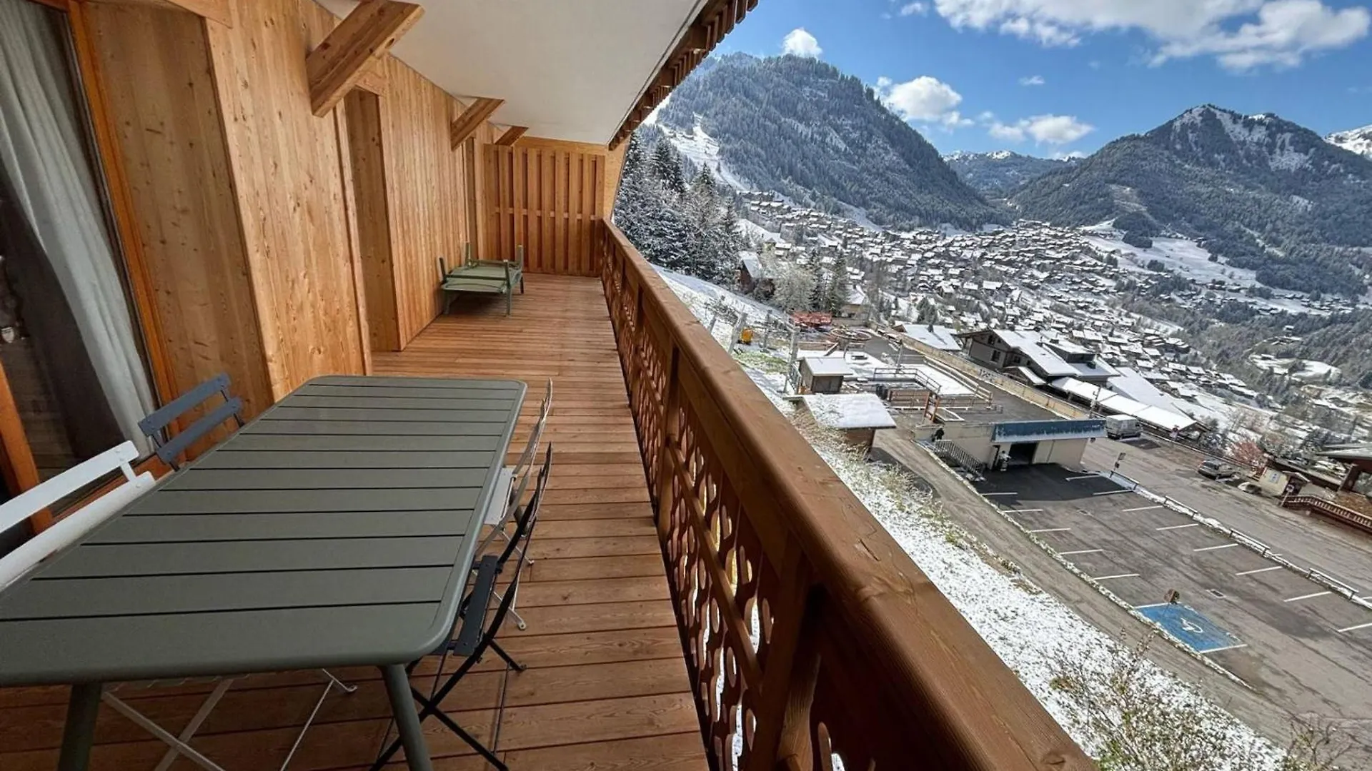 Apartment Chatel : Bel Appart. 3 Pieces Avec Garage Et Balcon, 5 Pers - Fr-1-198-264