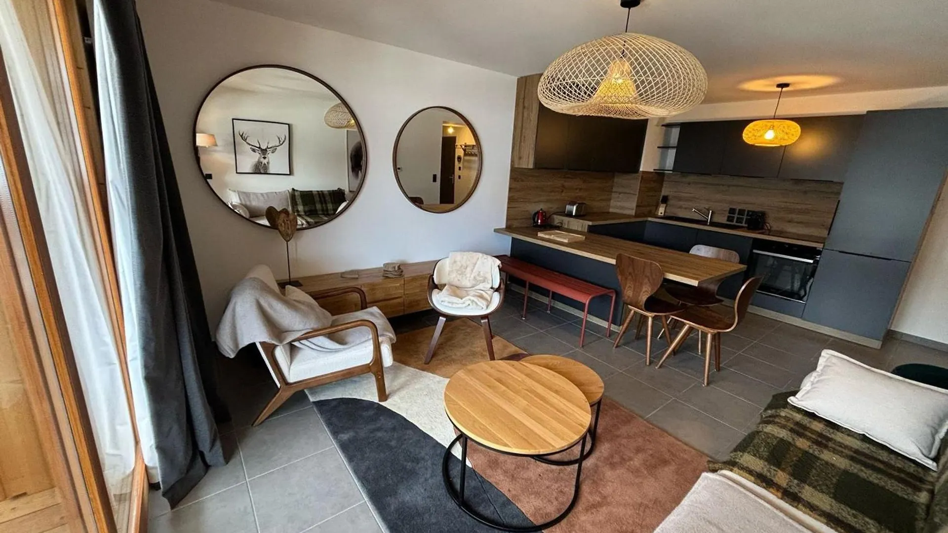 Chatel : Bel Appart. 3 Pieces Avec Garage Et Balcon, 5 Pers - Fr-1-198-264 0*,  France